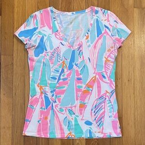 Lilly Pulitzer Michelle V-Neck Women’s T”Out To Sea” Size S